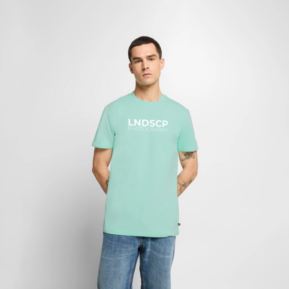 LNDSCP PHOTOGRAPHY (Männer Premium T-Shirt) - Image 2